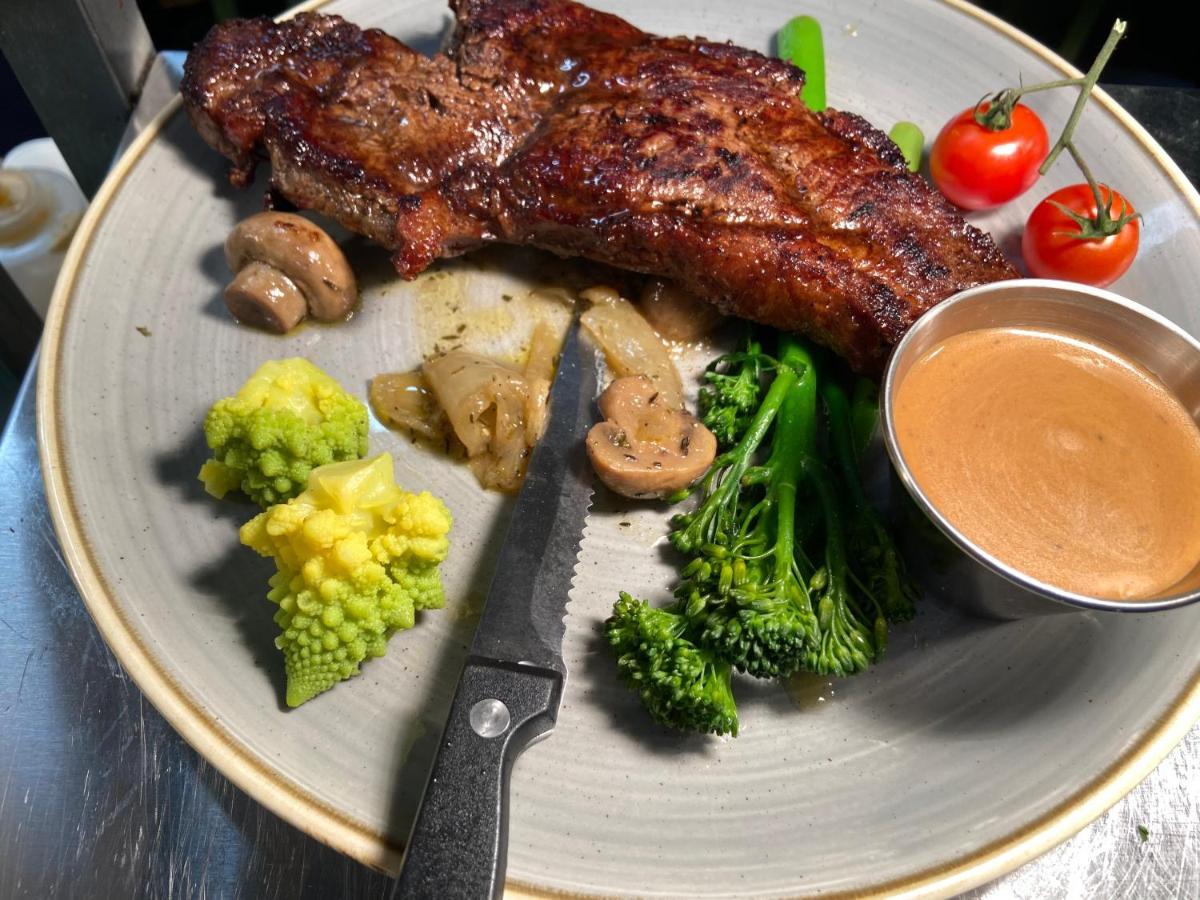The Copper Still Bar Restaurant & Boutique Rooms Dromod Exteriör bild